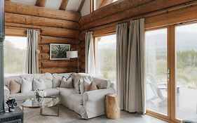 Wild Nurture Eco Luxury Offgrid Log Cabin